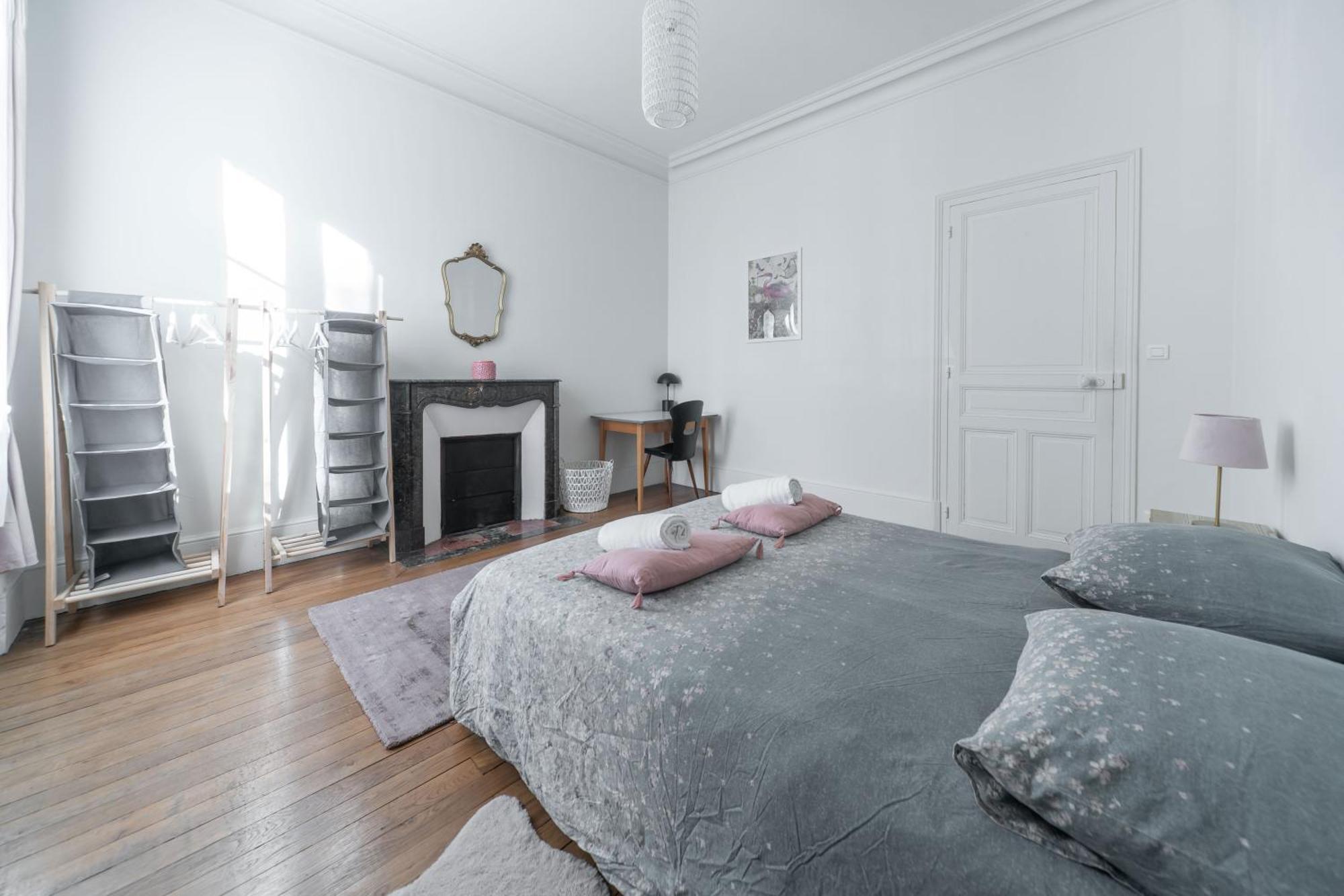 Residence Epinat II - Appartements Centre - Parking Vichy Kamer foto
